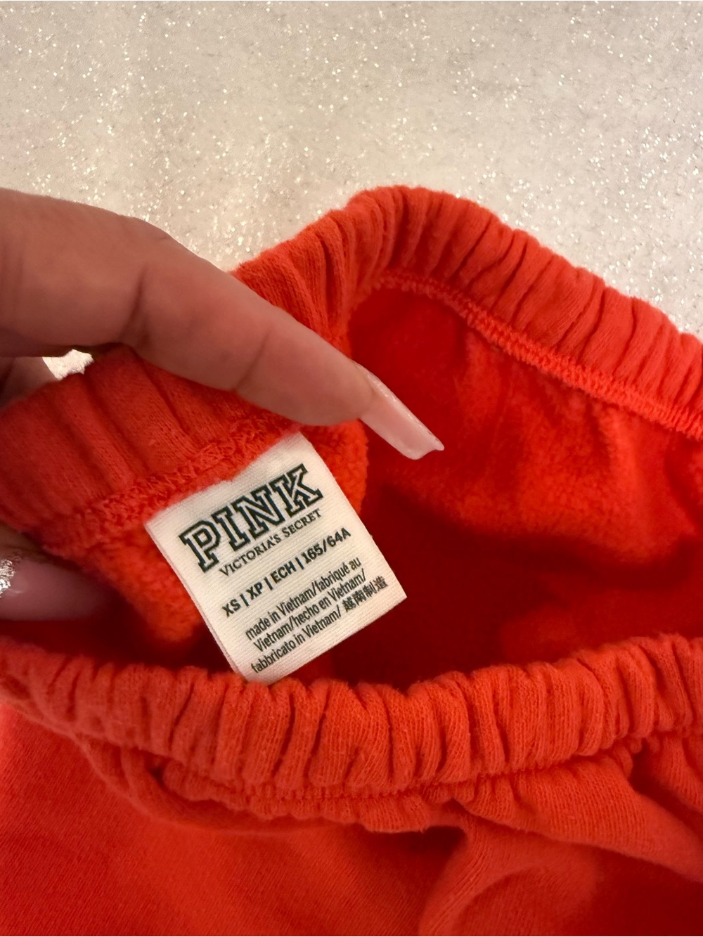 PINK Victoria's Secret Joggers - Picture 2 of 3